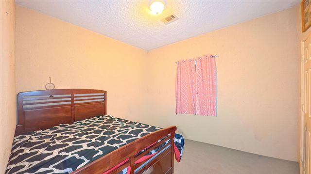 1950 Hillcroft, Hempstead, TX 77445