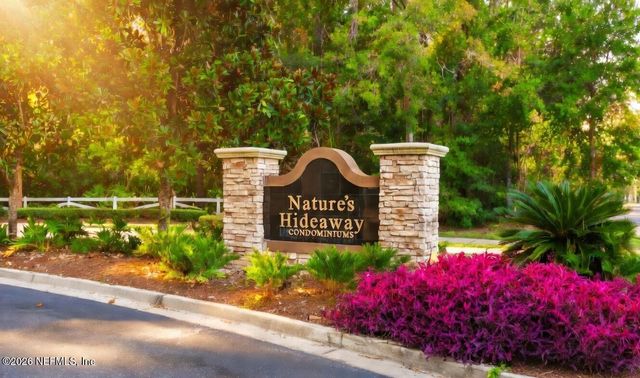 6075 MAGGIES Circle 103, Jacksonville, FL 32244