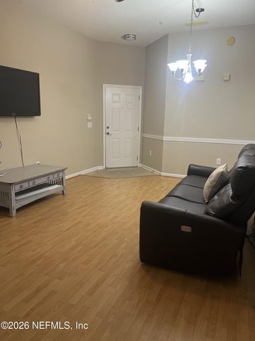 6075 MAGGIES Circle 103, Jacksonville, FL 32244