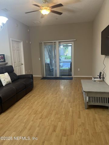 6075 MAGGIES Circle 103, Jacksonville, FL 32244