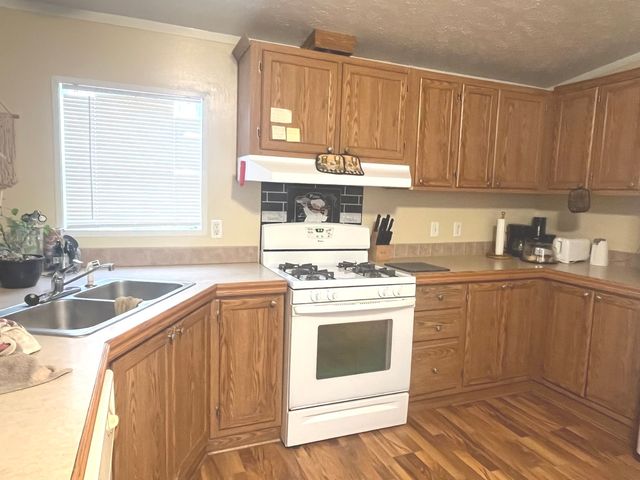 9001 S Cicero Avenue 300, Oak Lawn, IL 60453