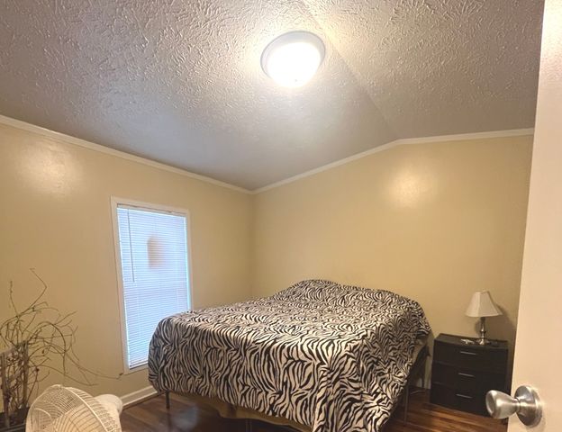 9001 S Cicero Avenue 300, Oak Lawn, IL 60453