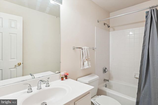 20672 FAIRWATER PL, Sterling, VA 20165