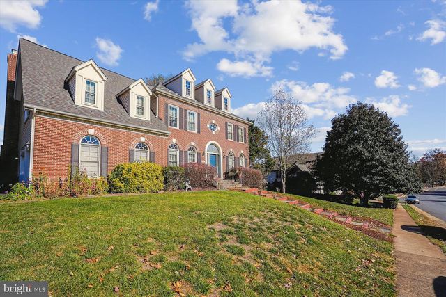 20672 FAIRWATER PL, Sterling, VA 20165