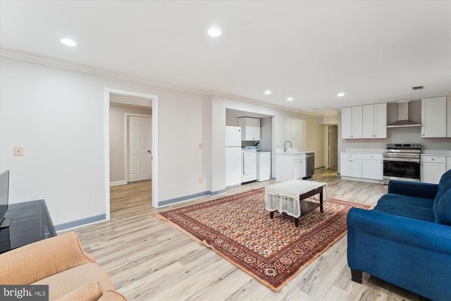 20672 FAIRWATER PL, Sterling, VA 20165