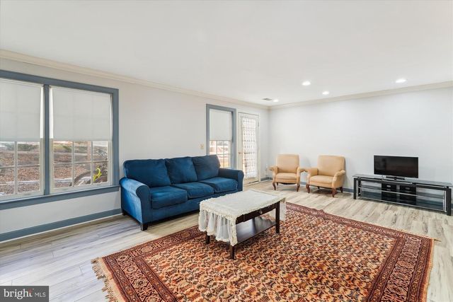 20672 FAIRWATER PL, Sterling, VA 20165