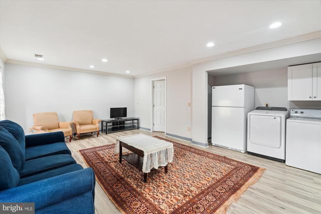 20672 FAIRWATER PL, Sterling, VA 20165