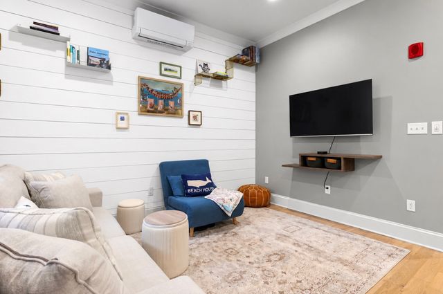 138 Trenton St 2, Boston, MA 02128