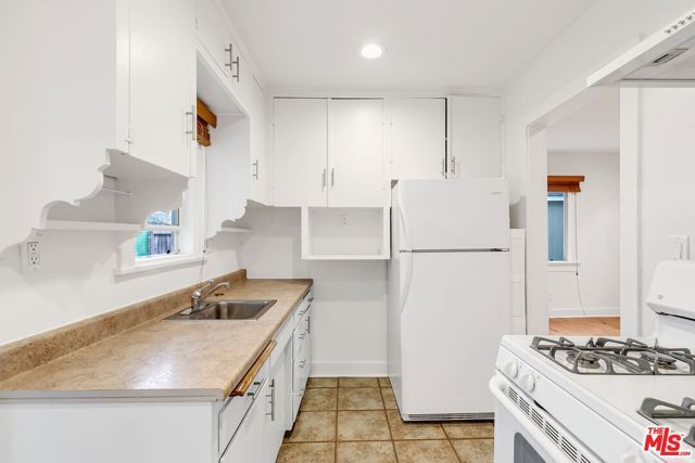 10948 Aletta Avenue A, Culver City, CA 90232