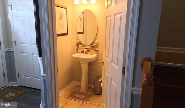 5022 FINSBURY, Rosedale, MD 21237