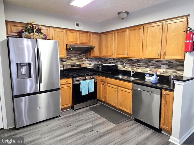 5022 FINSBURY, Rosedale, MD 21237