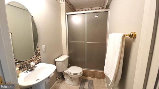 5022 FINSBURY, Rosedale, MD 21237