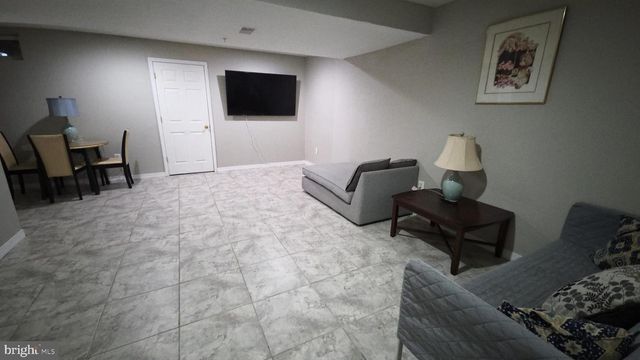 5022 FINSBURY, Rosedale, MD 21237