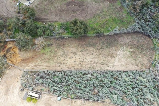 24281 Jacaranda Drive, Tehachapi, CA 93561