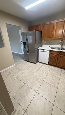 475 SE 8th Street 220, Deerfield Beach, FL 33441