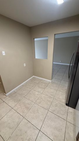 475 SE 8th Street 220, Deerfield Beach, FL 33441