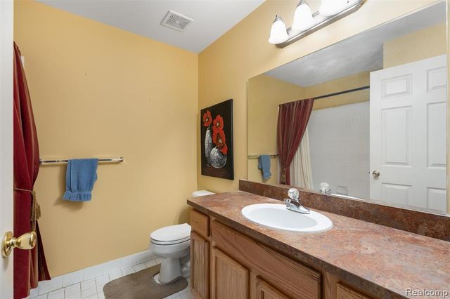 51745 Adler Park Drive, Chesterfield, MI 48051