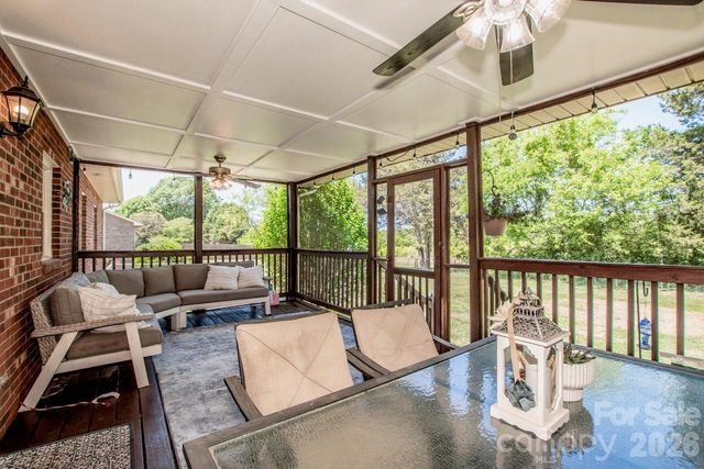 2426 Ashford Drive, Newton, NC 28658