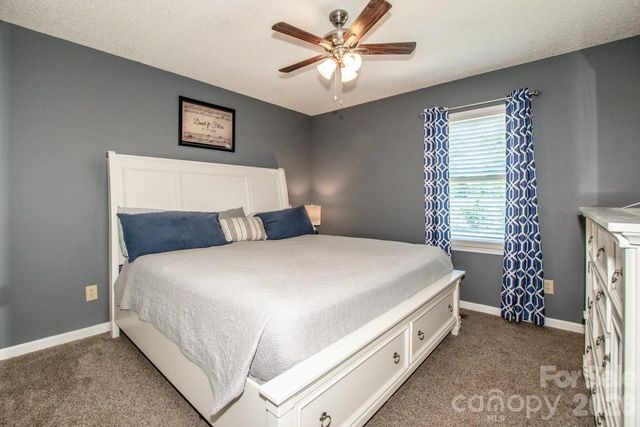 2426 Ashford Drive, Newton, NC 28658