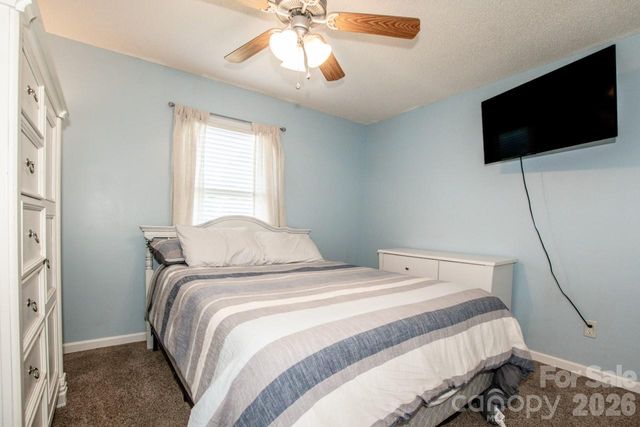 2426 Ashford Drive, Newton, NC 28658