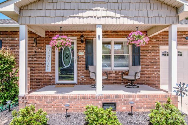 2426 Ashford Drive, Newton, NC 28658
