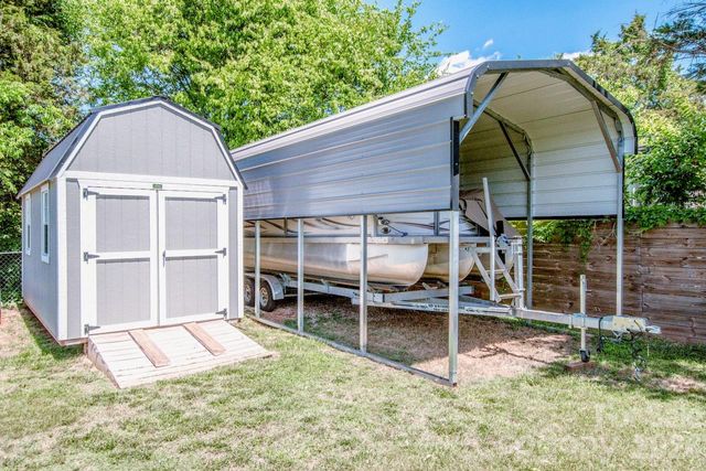 2426 Ashford Drive, Newton, NC 28658