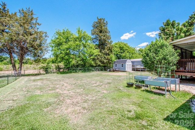 2426 Ashford Drive, Newton, NC 28658