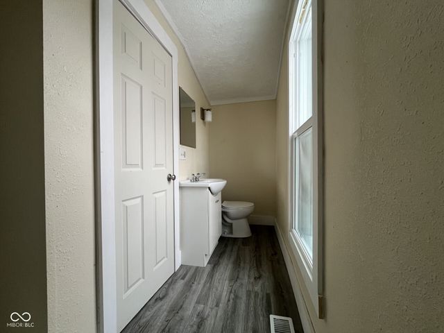 209 Morgan Street, Crawfordsville, IN 47933