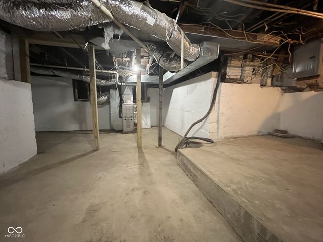 209 Morgan Street, Crawfordsville, IN 47933