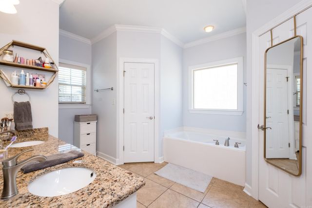 44 Oakbrooke, Sherwood, AR 72120