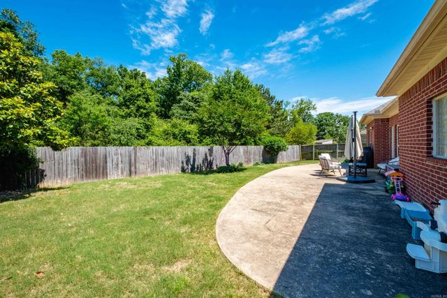 44 Oakbrooke, Sherwood, AR 72120