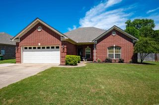 44 Oakbrooke, Sherwood, AR 72120