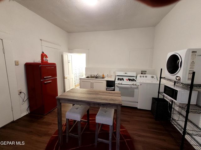 806 MUNDY Drive 1, El Paso, TX 79902