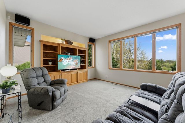 19791 Evensong Avenue, Farmington, MN 55024