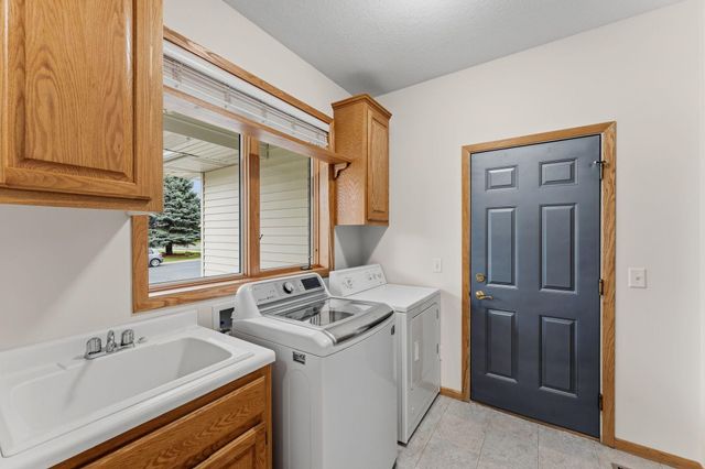 19791 Evensong Avenue, Farmington, MN 55024