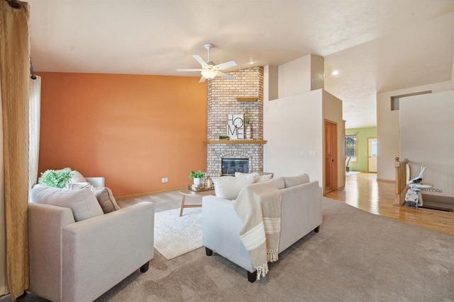 N194 EASTOWNE LANE, Appleton, WI 54915