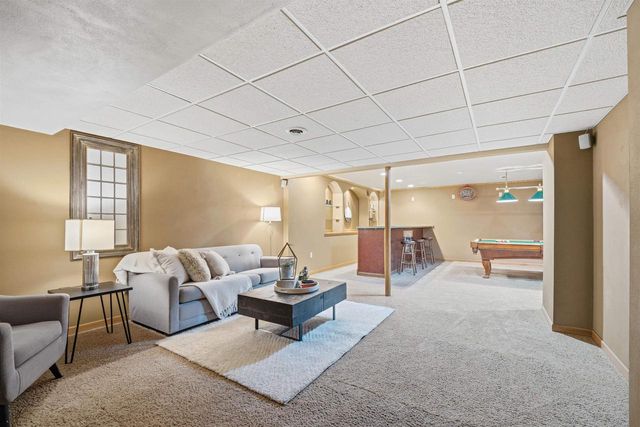 N194 EASTOWNE LANE, Appleton, WI 54915