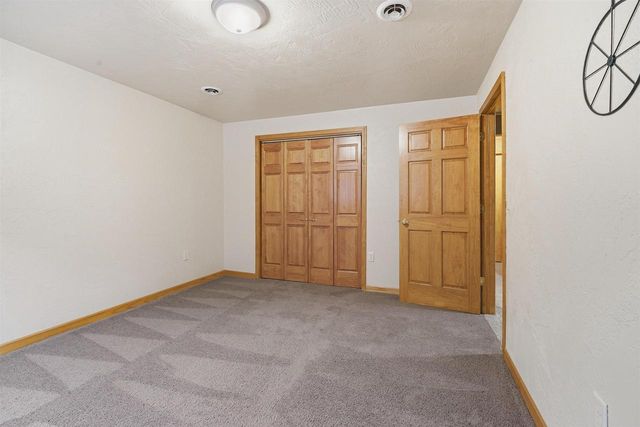 N194 EASTOWNE LANE, Appleton, WI 54915