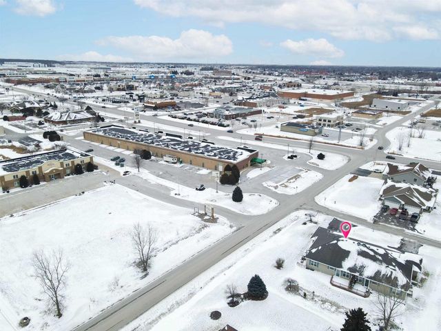 N194 EASTOWNE LANE, Appleton, WI 54915