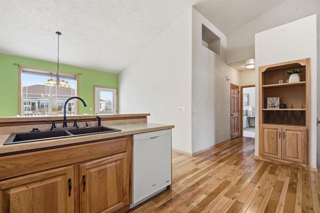 N194 EASTOWNE LANE, Appleton, WI 54915