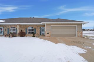 N194 EASTOWNE LANE, Appleton, WI 54915