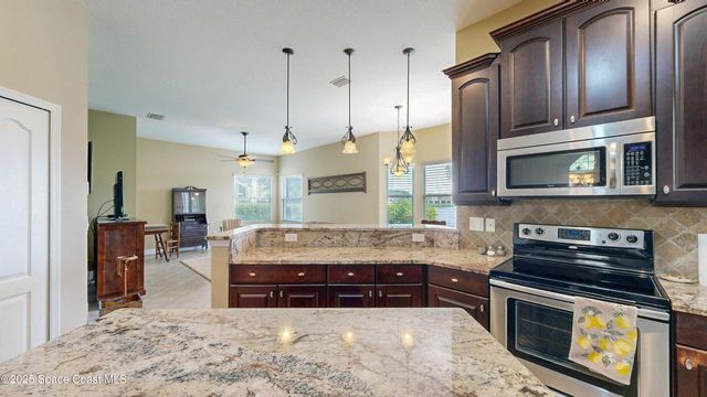 1522 Tralee Bay Avenue, Melbourne, FL 32940
