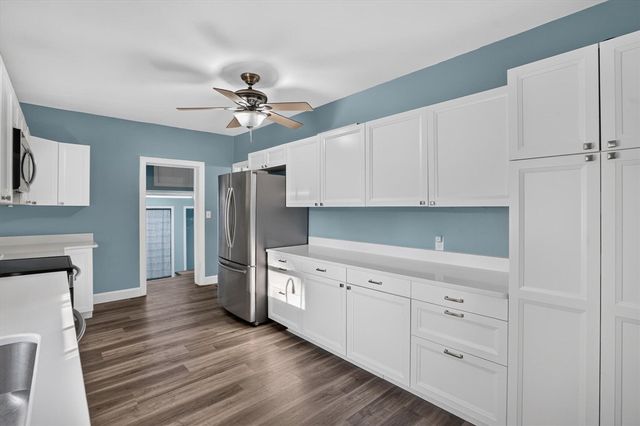 125 E Lincoln Street, Grand Ledge, MI 48837