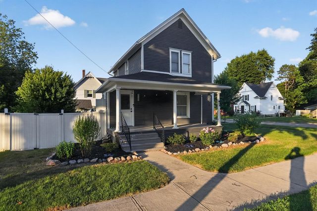 125 E Lincoln Street, Grand Ledge, MI 48837