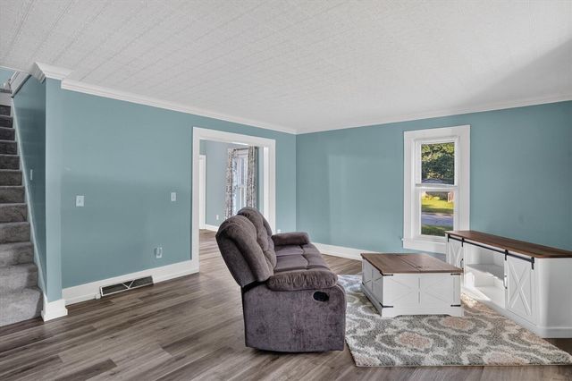 125 E Lincoln Street, Grand Ledge, MI 48837