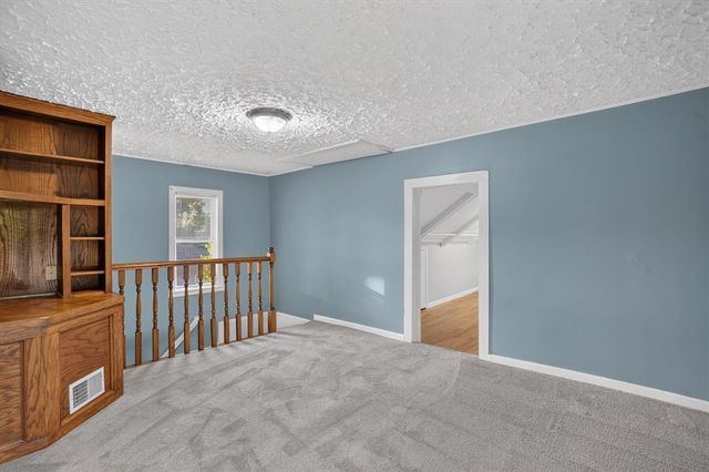 125 E Lincoln Street, Grand Ledge, MI 48837