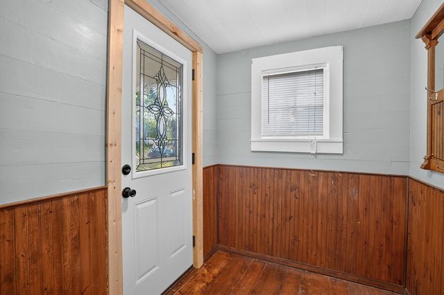 125 E Lincoln Street, Grand Ledge, MI 48837