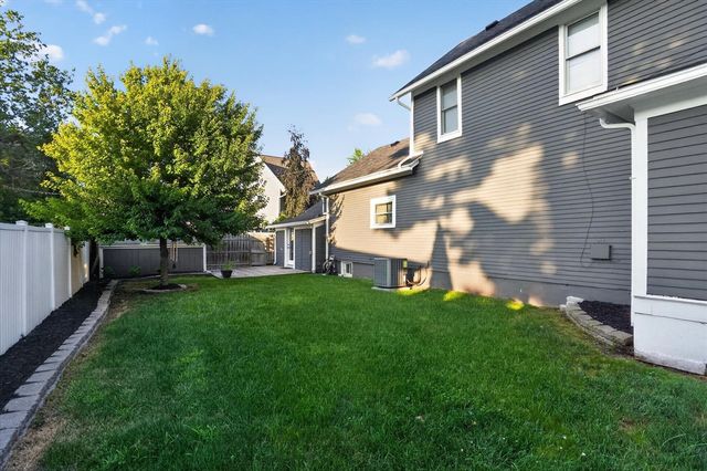 125 E Lincoln Street, Grand Ledge, MI 48837