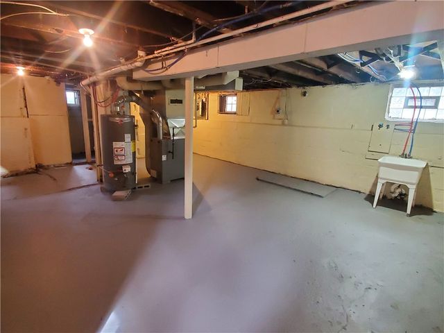 566 Lexington Avenue, Rochester, NY 14613