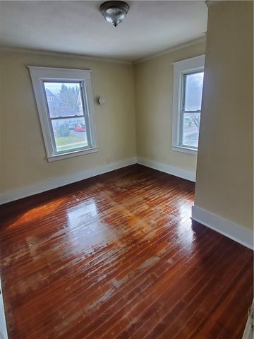 566 Lexington Avenue, Rochester, NY 14613